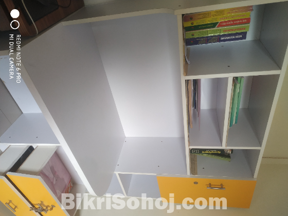 Reading Table